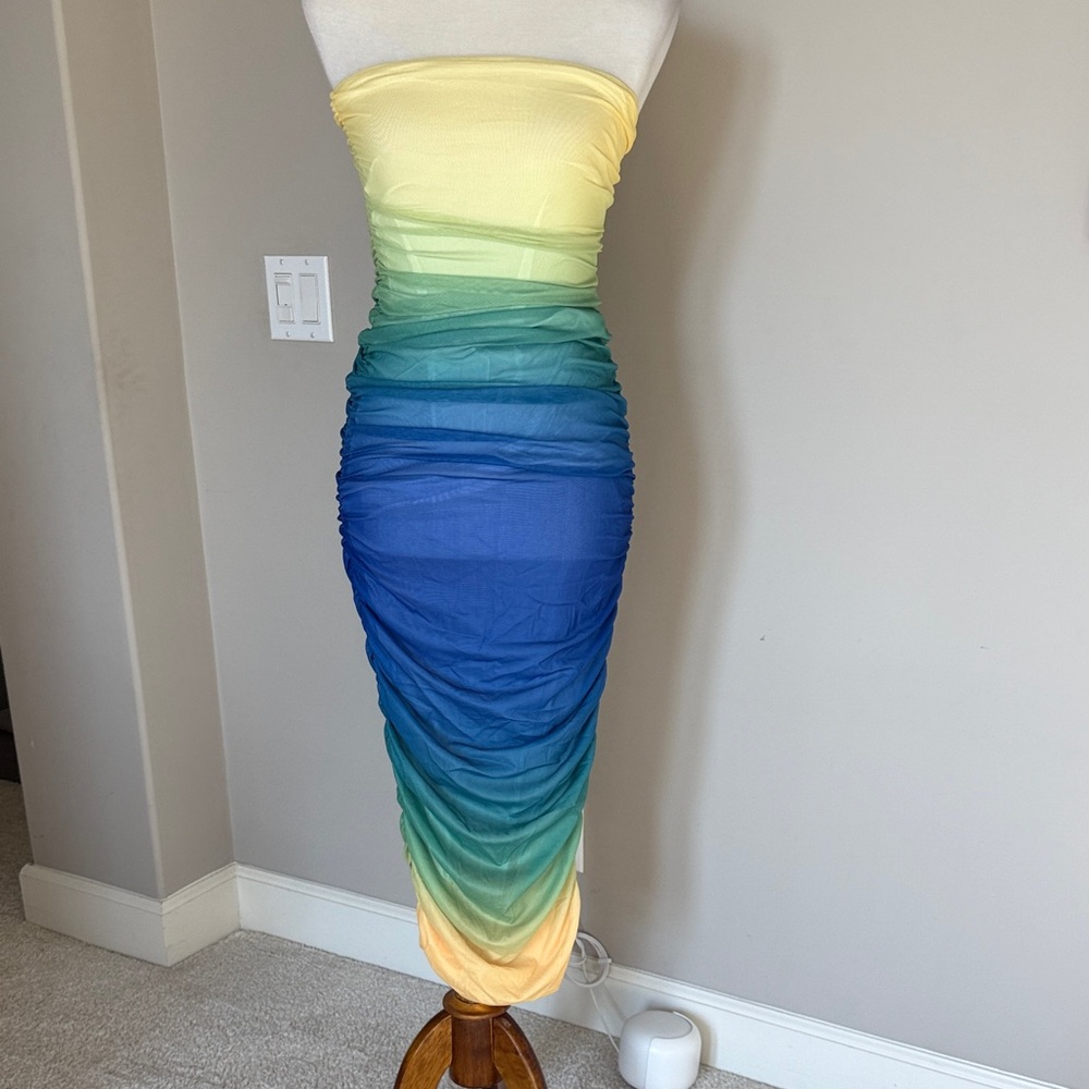 Multicolor Strapless Gradient Dress
